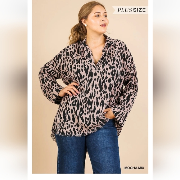 Umgee Animal Print Tunic - Picture 7 of 12